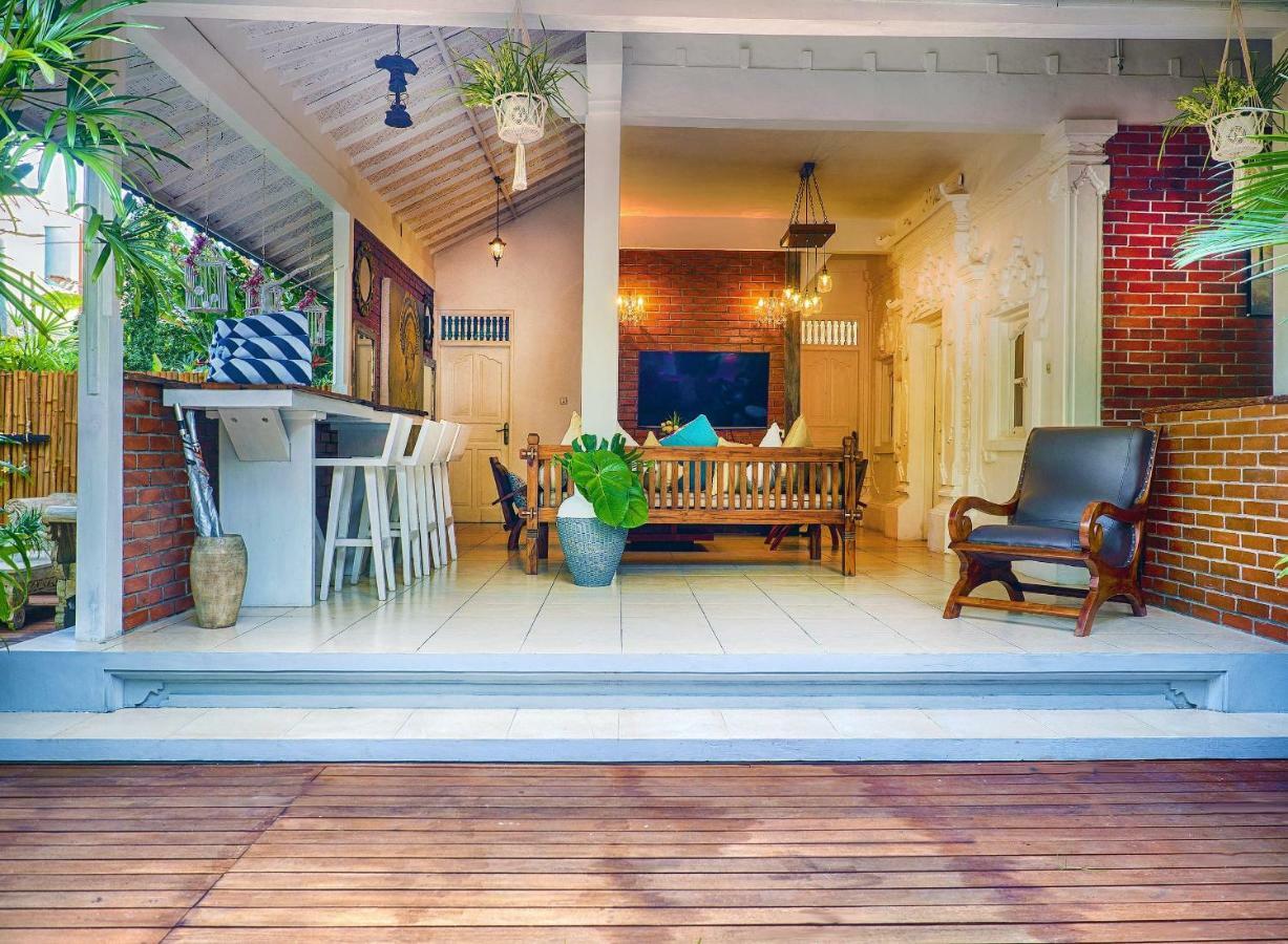 Villa White Stars Seminyak Esterno foto