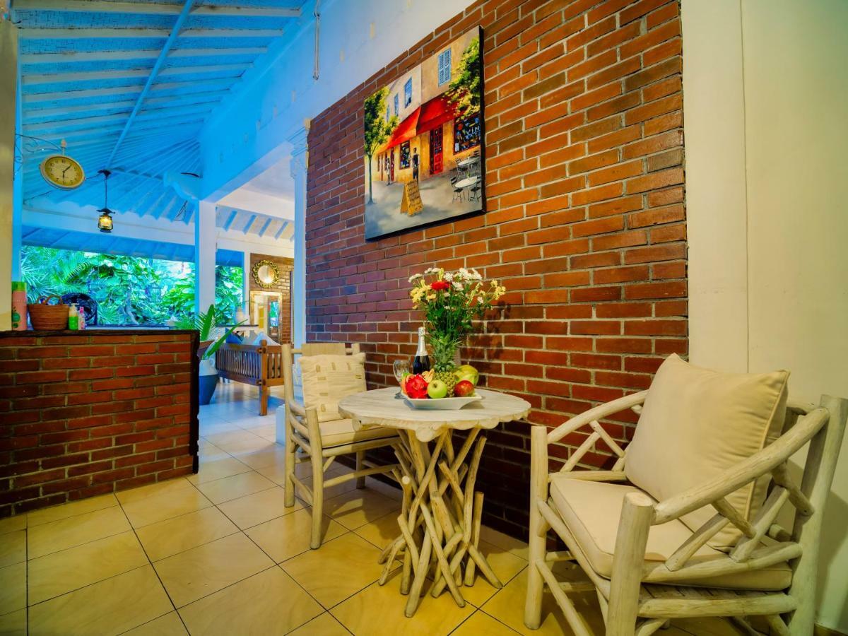 Villa White Stars Seminyak Esterno foto
