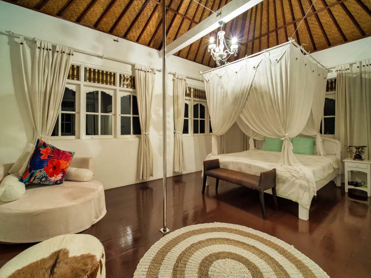 Villa White Stars Seminyak Esterno foto
